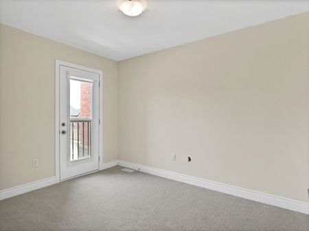 For Lease - 12 Marvin Avenue, Oakville, Ontario - Photo 5