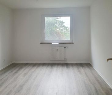 Top renoviert! Familienfreundliche 4 Zimmer Wohnung in Sankt Augustin! - Photo 4