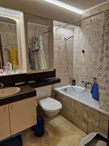 Living in the best location! - Photo 5