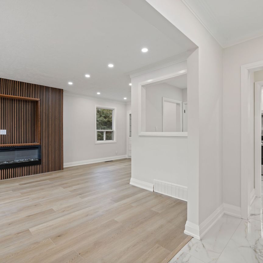 For Lease - 2370 Camilla Road, Mississauga, Ontario - Photo 1