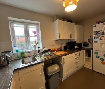 2 bedroom flat to rent - Photo 6