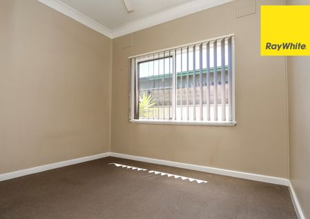 Ross Hill - Neat & Tidy Home - Photo 4