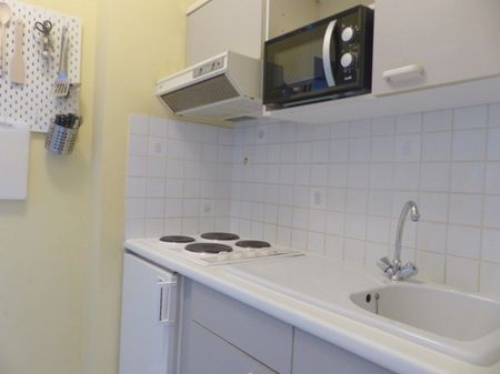 A LOUER. Libre Immédiatement, Quimper Appartement T2 Meublé de 31.74 m², Proche du Théâtre - Photo 3