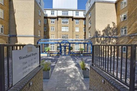 Woodlands Heights, Vanbrugh Hill, London, SE3 - Photo 3