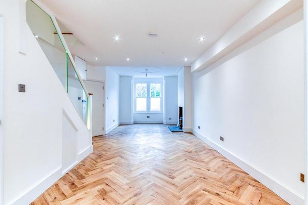 3 bedroom maisonette to rent - Photo 1