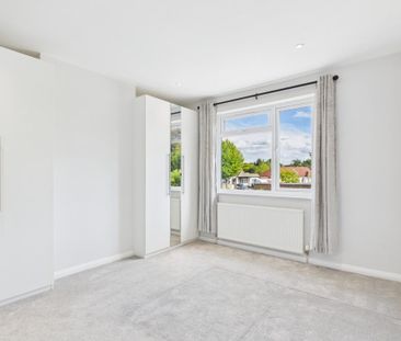 3 bedroom maisonette to rent - Photo 2