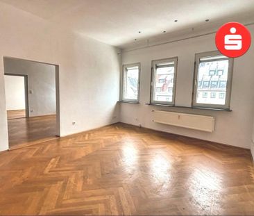 4-Zimmer-Dachgeschoss Wohnung im Herzen von Altdorf - Photo 1