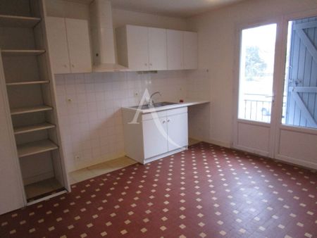 Location Appartement 2 pièces 29m² - Photo 2