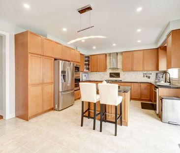 For Lease - 52 Angelgate Road, Brampton, Ontario - Photo 2