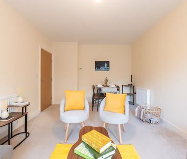 Chronicle Avenue - Photo 5