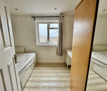 Caraway Gardens, Eastville - Photo 4