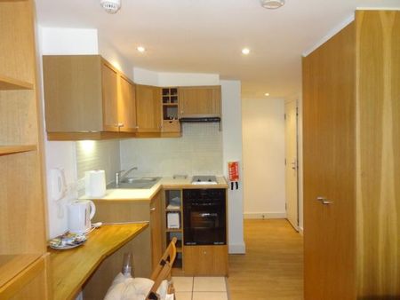 Flat 16 Cartwright Gardens, Bloomsbury WC1H 9EH - Photo 5