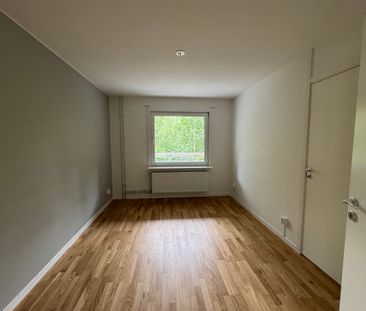 Dunderbacksvägen, Finspång - Photo 4