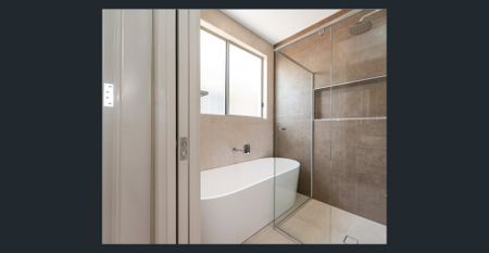 Fully Furnished Luxury Home for Rent – Solar Powered & Entertainer’s Dream - Photo 5