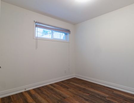 For Lease - 47 Limestone Crescent Unit# Lower, Whitby, Ontario - Photo 2