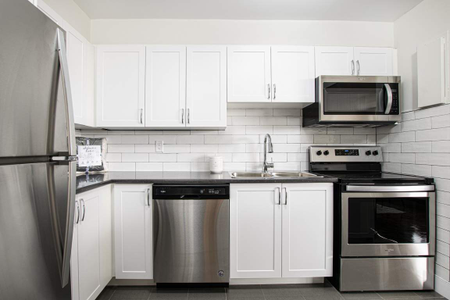 53-65 Speedvale Avenue - Photo 2