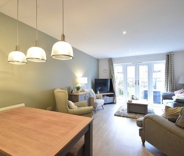 Partridge Mews, Chertsey, KT16 - Photo 2