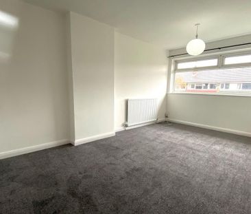 3 bedroom terraced house to rent - Photo 6