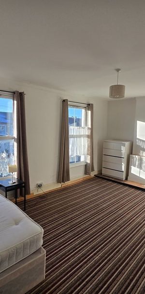 Room in a Shared House, Birchanger Road, SE25 - Photo 1