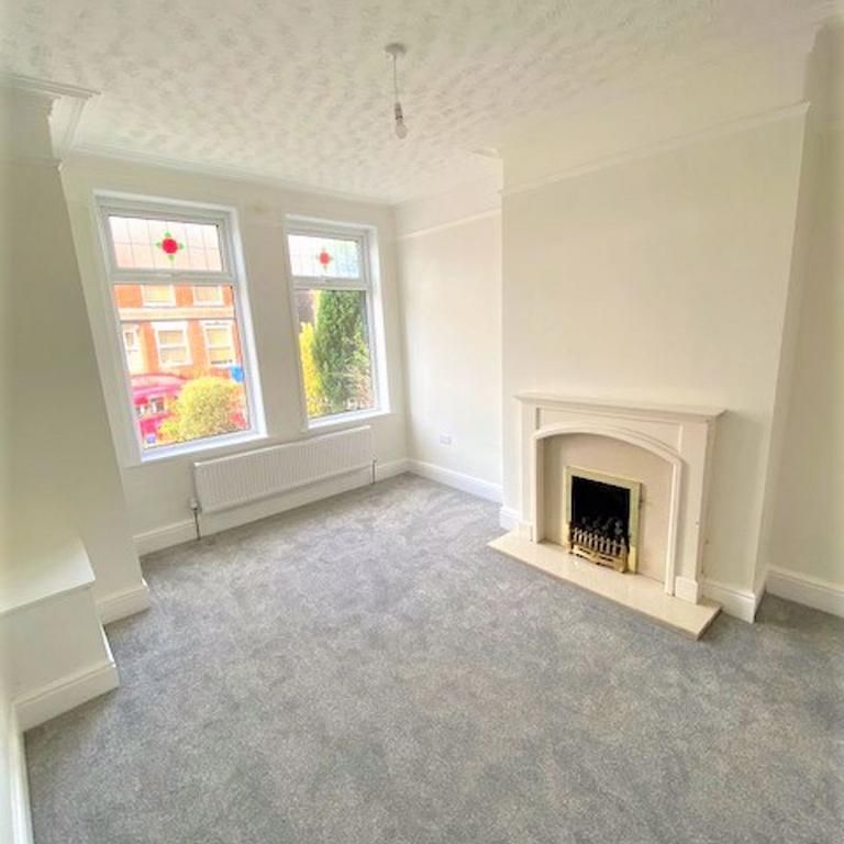 3 bedroom terraced house to rent - Photo 1
