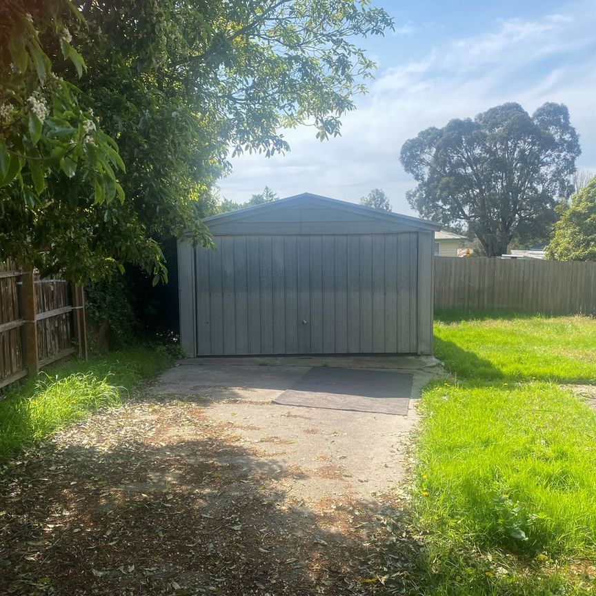 79 Churchill Road, Morwell, VIC - Photo 2