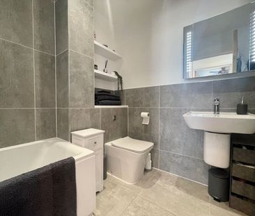 Tempus Court, Bellfield Road, High Wycombe - Photo 4