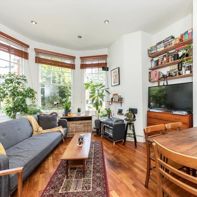 1 bedroom flat to rent - Photo 1