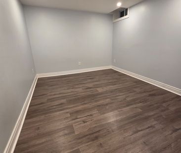 For Lease - 252 Hickory Circle Unit# Bsmt, Oakville, Ontario - Photo 4