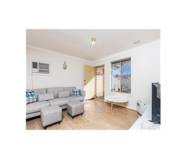 Fully Furnished and Cozy Villa - Photo 2