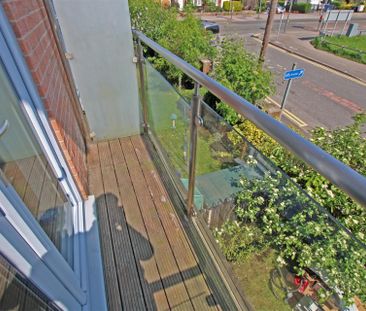 2 bedroom Apartment to rent - Photo 5