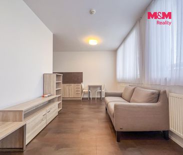 Pronájem bytu 2+kk 34 m² - Fotografie 4