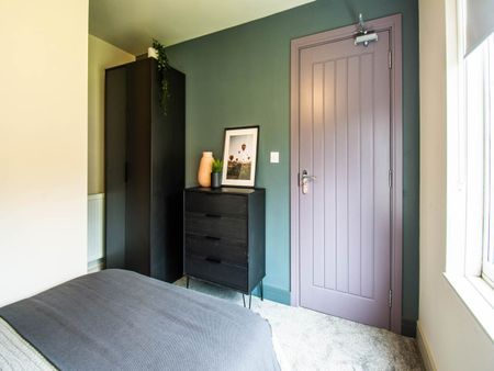 Rossefield Parade (Room 1), Bramley, Leeds - Photo 5