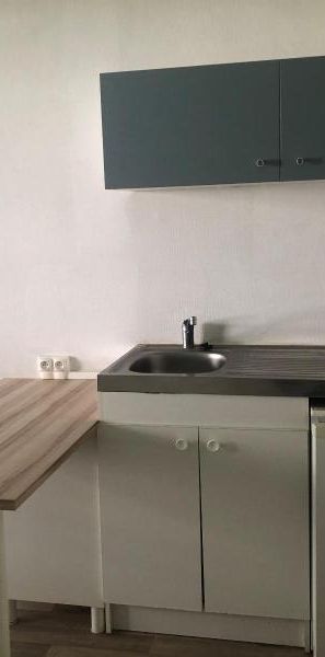Location Appartement 1 pièce 20m² LILLE 59000 - Photo 1
