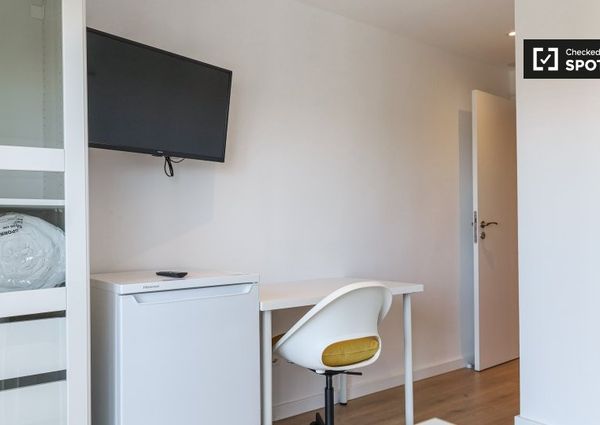 valencia, Valencian Community 46023