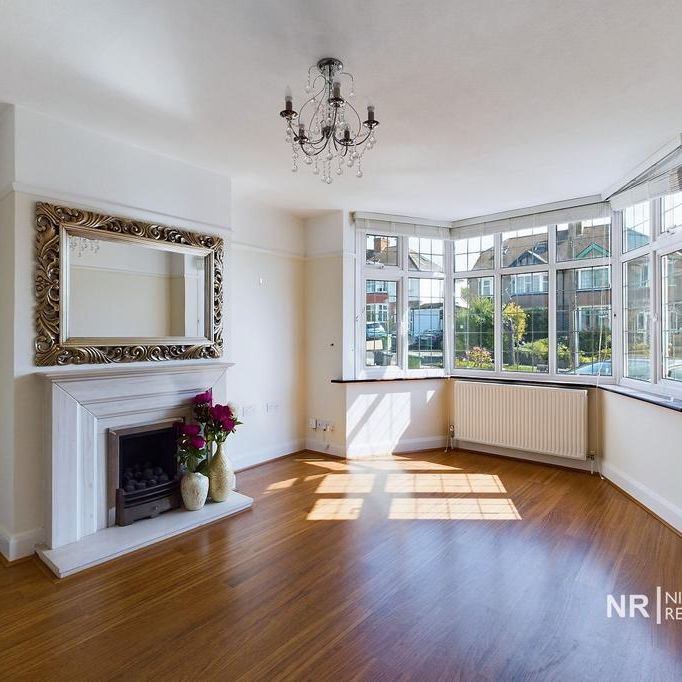 3 bedroom semi-detached house to rent - Photo 1