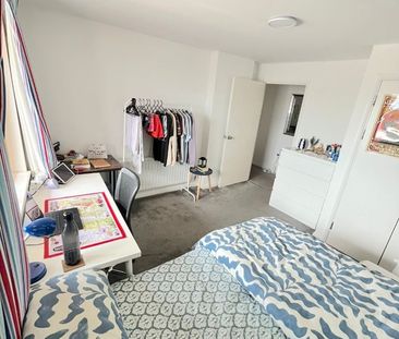 Room in a Shared Flat, London, NW1 - Photo 1