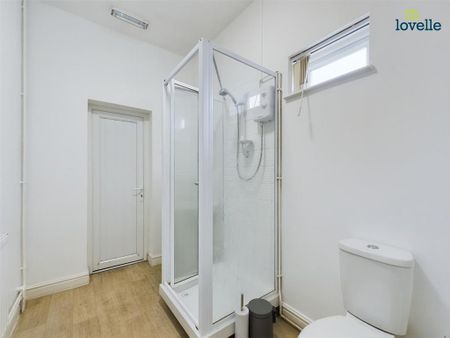 4 bedroom townhouse to rent - Photo 3