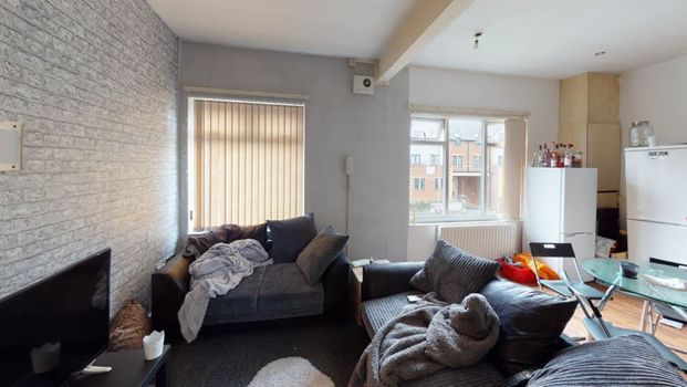 flat 2 185 Kirkstall Lane, Leeds, LS6 3EJ - Photo 1