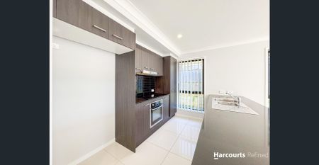 MOVE IN READY: GREAT SIZE YARD - Photo 2