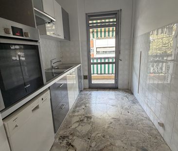 Location Appartement 2 pièces 46m² VENCE 06140 - Photo 3