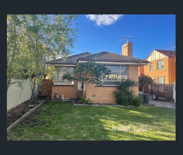 Three Bedroom Delight - Photo 3