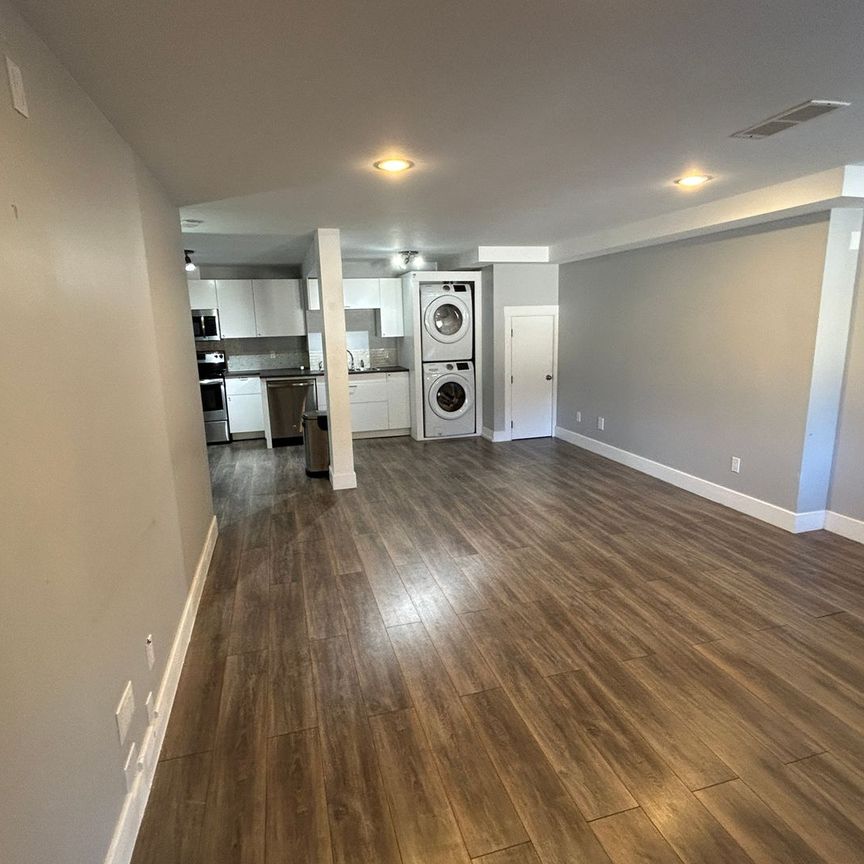 2 bed/1 bath Suite in Rose Valley - Photo 1