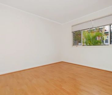 1Bedrooms, 1Bathrooms - Photo 2