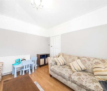 Grangecliffe Gardens, London, SE25 - Photo 3