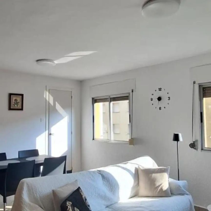 Piso de alquiler en Travesía Francisco Orellana, 8, Villalegre - La Luz - Photo 1