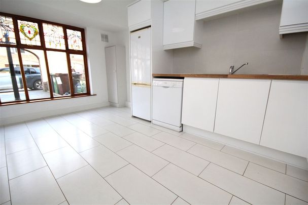 Lansdowne Park, Grand Canal Dk, Dublin 4 - Photo 1