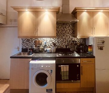 Room in a Shared Flat, London, W4 - Photo 5