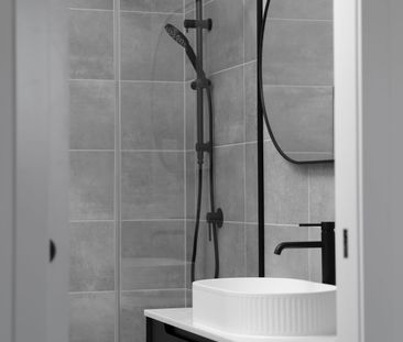 Brand New Modern Living - Photo 2