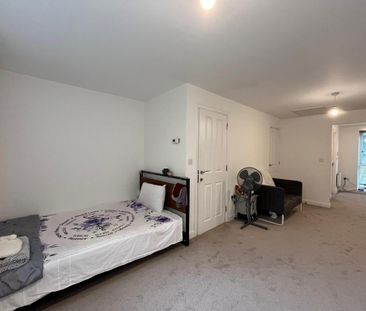 2 bedroom house share to rent - Photo 2