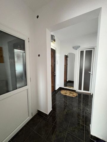 Apartament 3 camere semidecomandat – Alexandru cel Bun - Fotografie 2